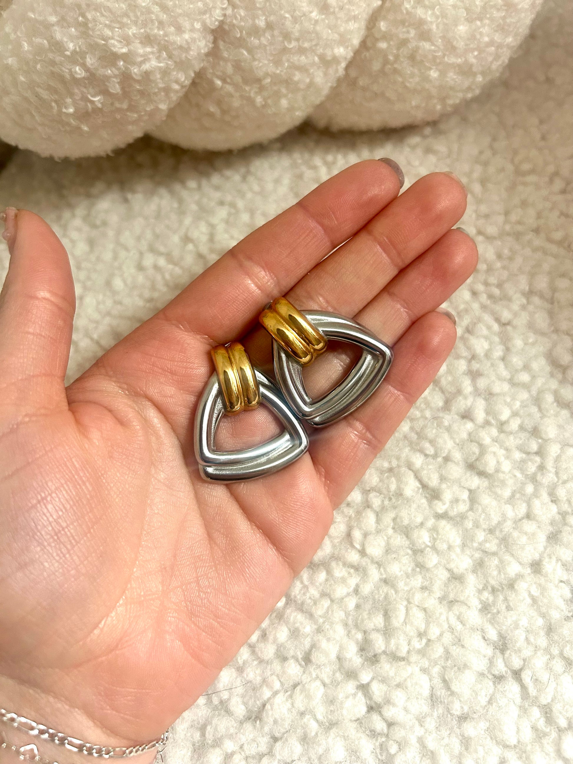 vintage-inspired silver stud earrings