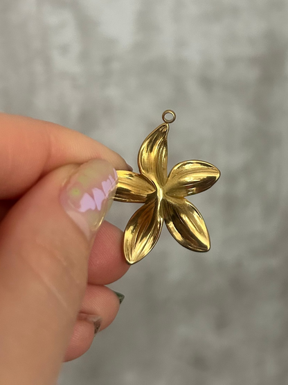 Flower Charm, Gold or Silver - Add to Custom Necklace or Bracelet